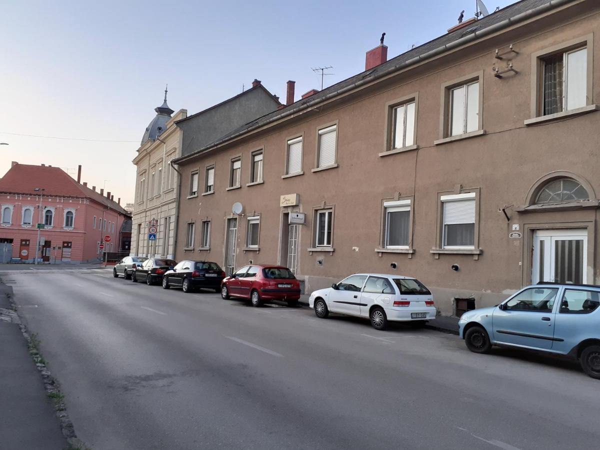 Mónika Apartman  Tapolca Exterior foto